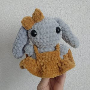 Lapin gris - robe moutarde